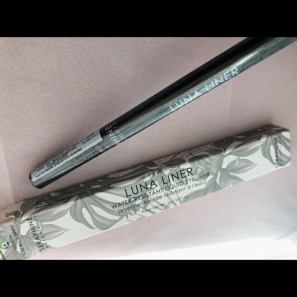 Luna Liner Liquid Eyeliner